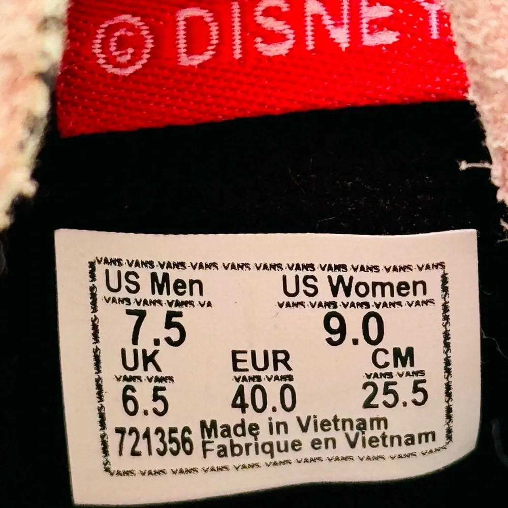 Vans X Disney Mickey & Minnie Sk8-Hi Sneakers - Picture 9 of 11